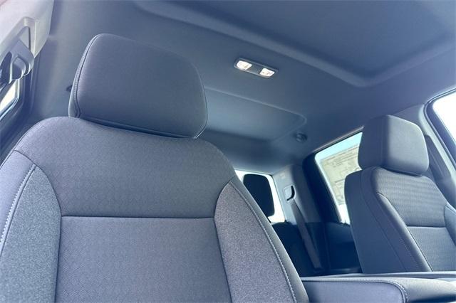 2025 GMC Sierra 1500 Vehicle Photo in ELK GROVE, CA 95757-8703