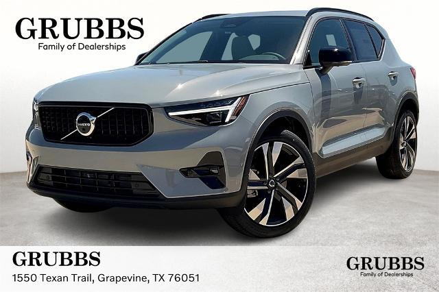 2025 Volvo XC40 Vehicle Photo in Grapevine, TX 76051