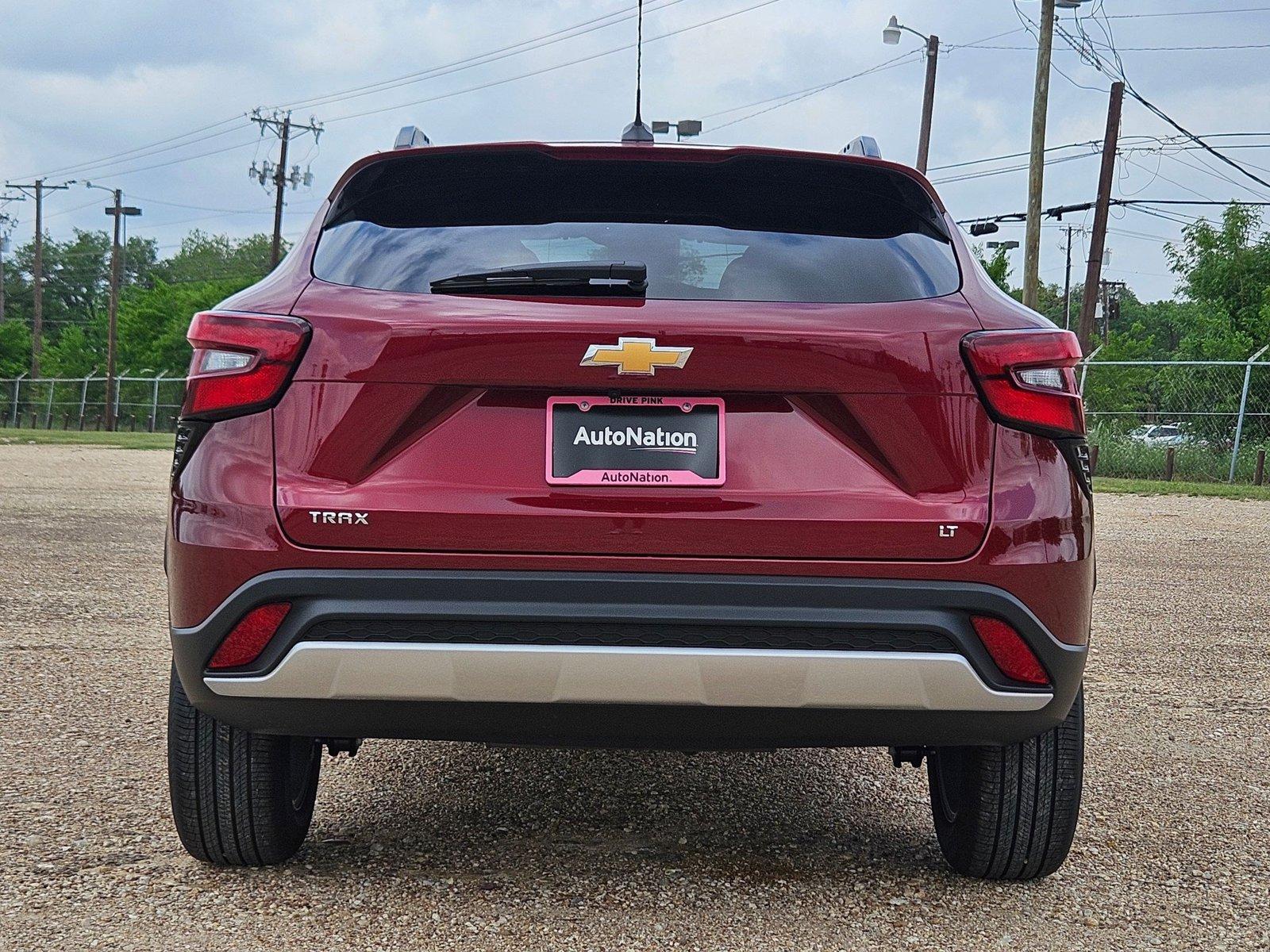 2025 Chevrolet Trax Vehicle Photo in WACO, TX 76710-2592
