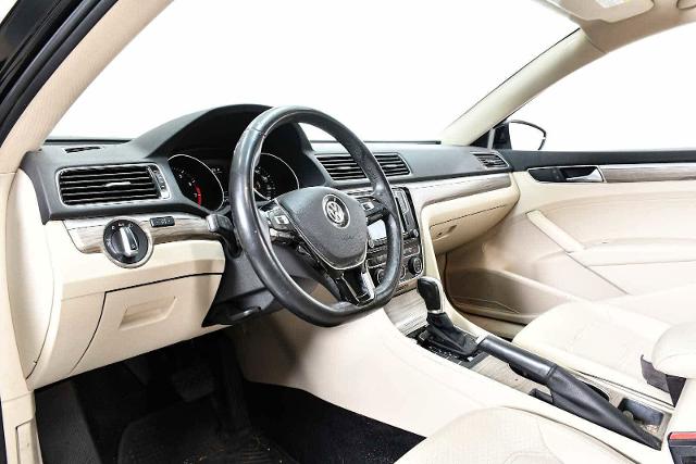 2016 Volkswagen Passat Vehicle Photo in DALLAS, TX 75235
