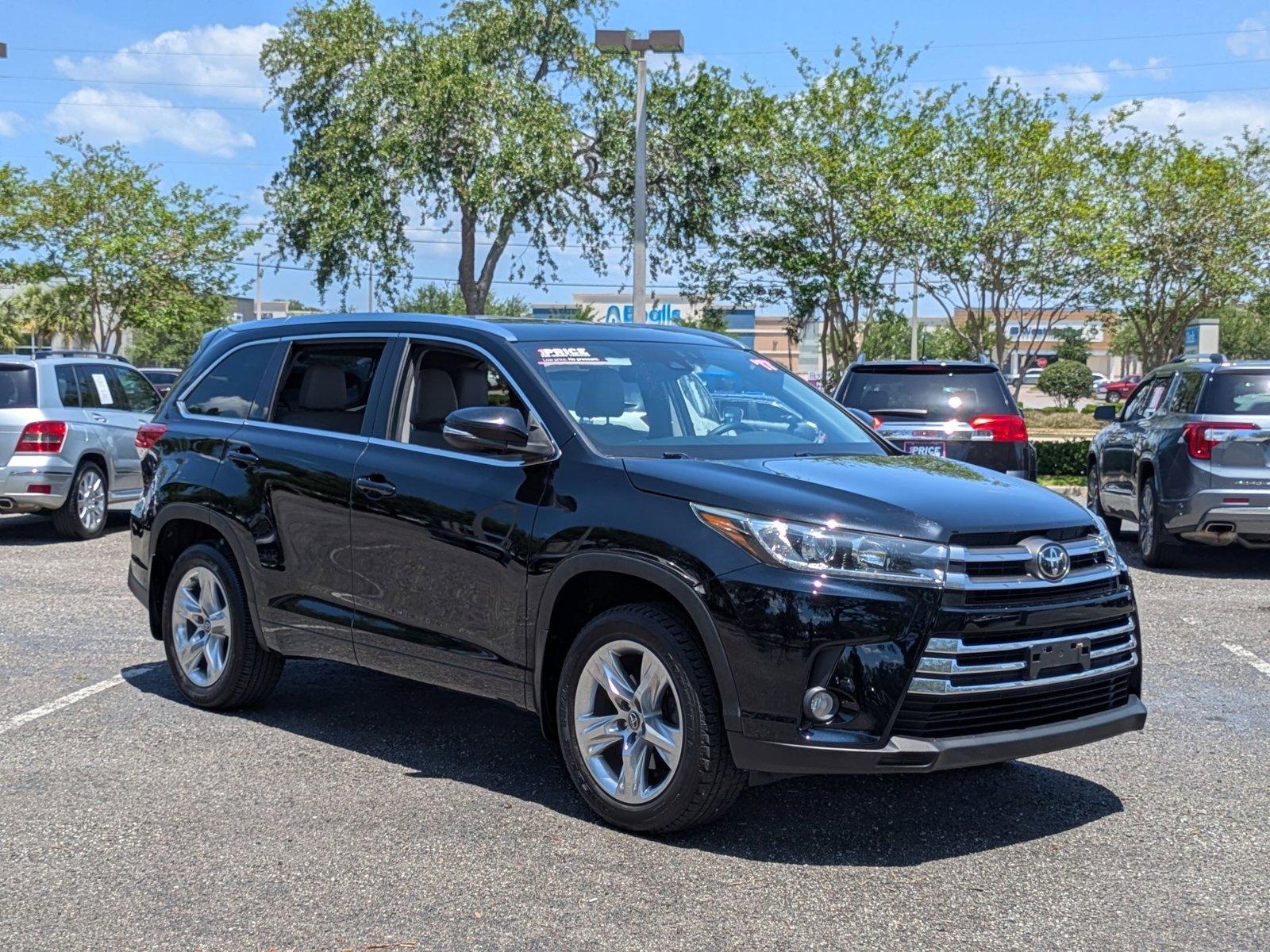 2017 Toyota Highlander Vehicle Photo in Clearwater, FL 33765