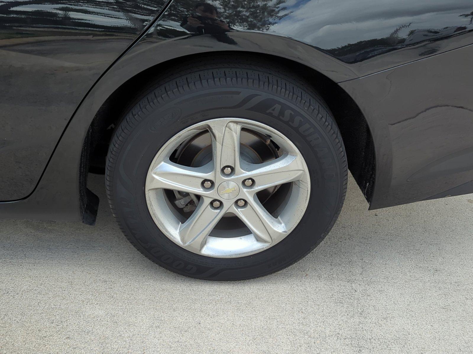 2019 Chevrolet Malibu Vehicle Photo in Pembroke Pines, FL 33027