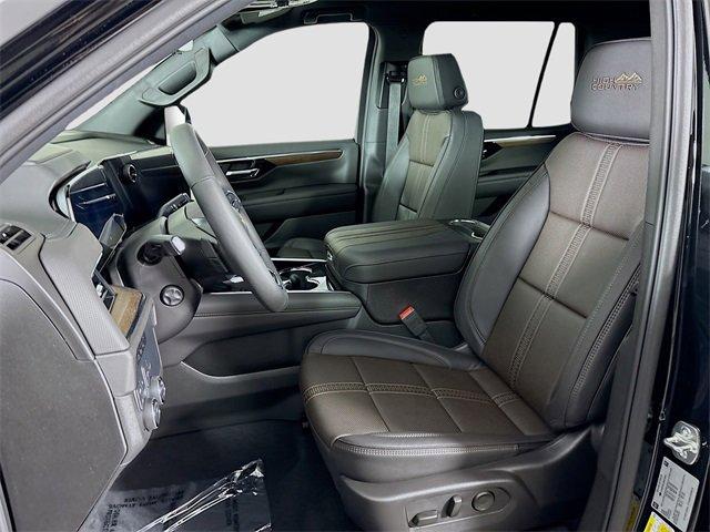 2025 Chevrolet Tahoe Vehicle Photo in PUYALLUP, WA 98371-4149