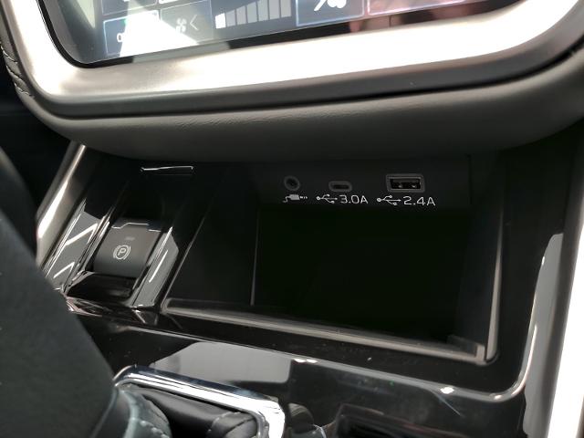 2025 Subaru Outback Vehicle Photo in Green Bay, WI 54304