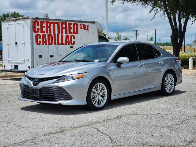 2019 Toyota Camry Vehicle Photo in DENTON, TX 76210-9321