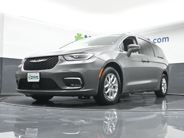2022 Chrysler Pacifica Vehicle Photo in Cedar Rapids, IA 52402