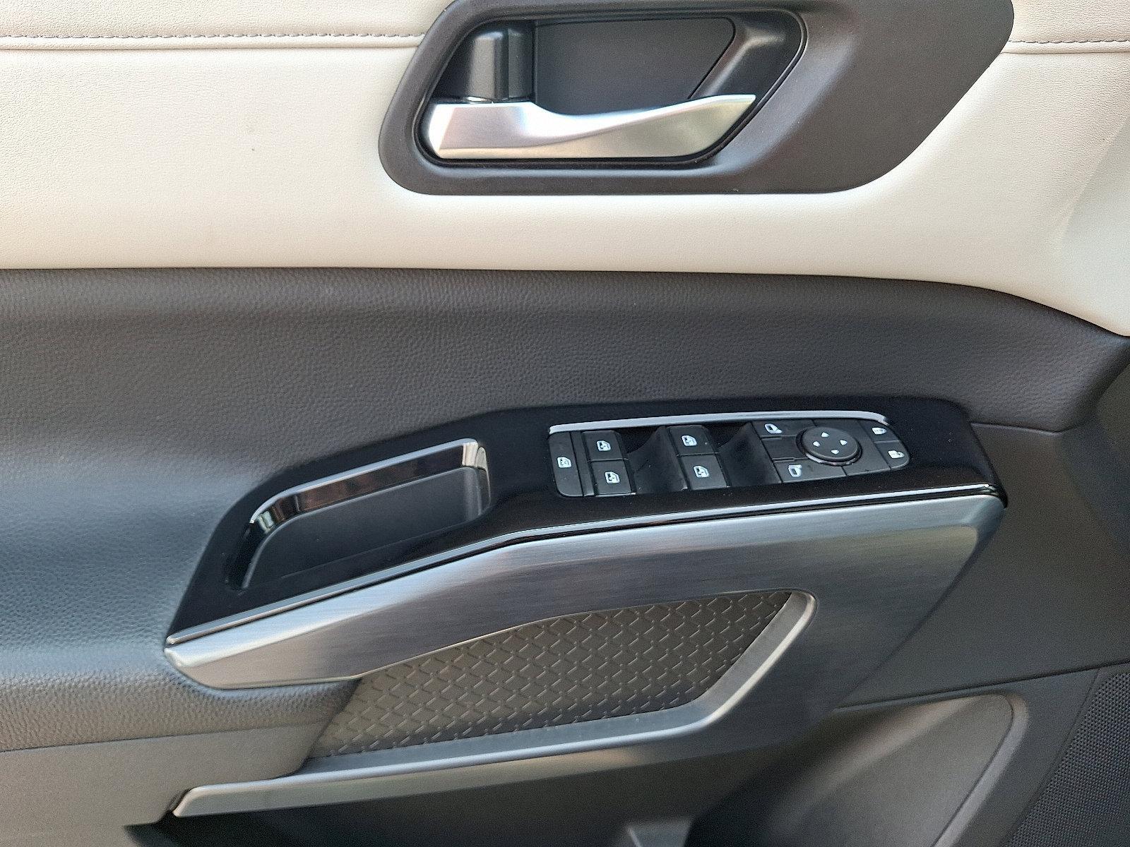 2023 Nissan Pathfinder Vehicle Photo in Harrisburg, PA 17111-1033