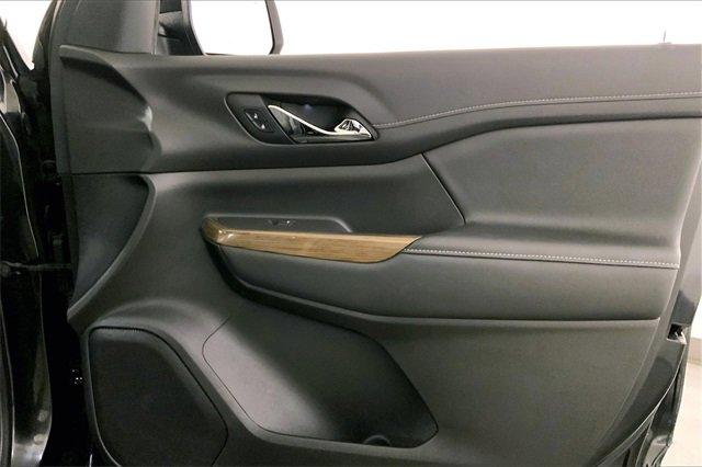 2023 GMC Acadia Vehicle Photo in KANSAS CITY, MO 64114-4502
