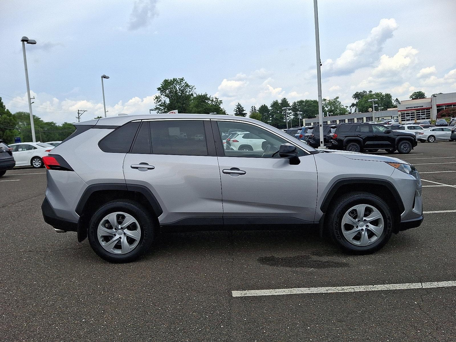 2022 Toyota RAV4 Vehicle Photo in Trevose, PA 19053