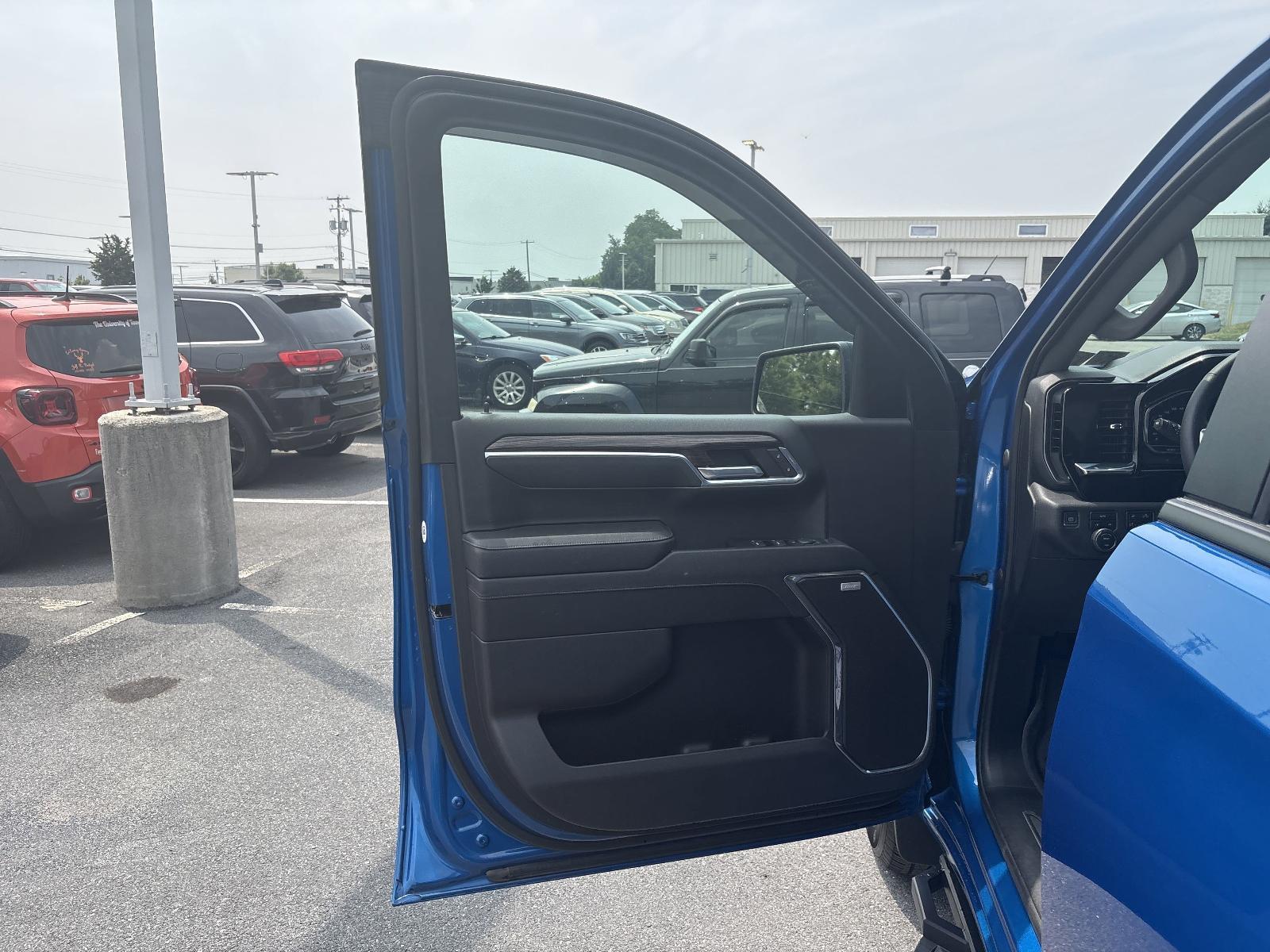 2023 Chevrolet Silverado 1500 Vehicle Photo in Mechanicsburg, PA 17050-1707