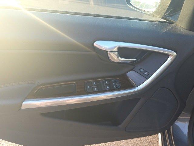 2016 Volvo S60 Cross Country Vehicle Photo in Harrisburg, PA 17111