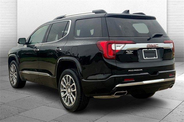 2023 GMC Acadia Vehicle Photo in TOPEKA, KS 66609-0000