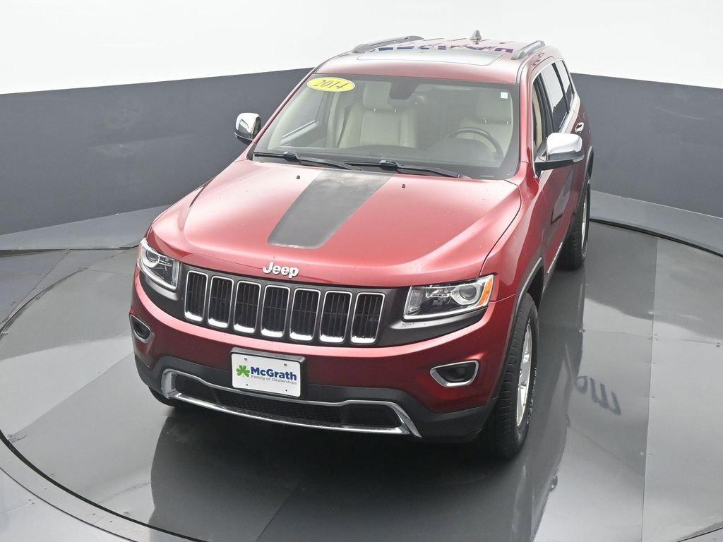2014 Jeep Grand Cherokee Vehicle Photo in Marion, IA 52302