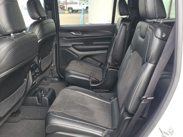 2023 Jeep Grand Cherokee L Vehicle Photo in JOLIET, IL 60435-8135