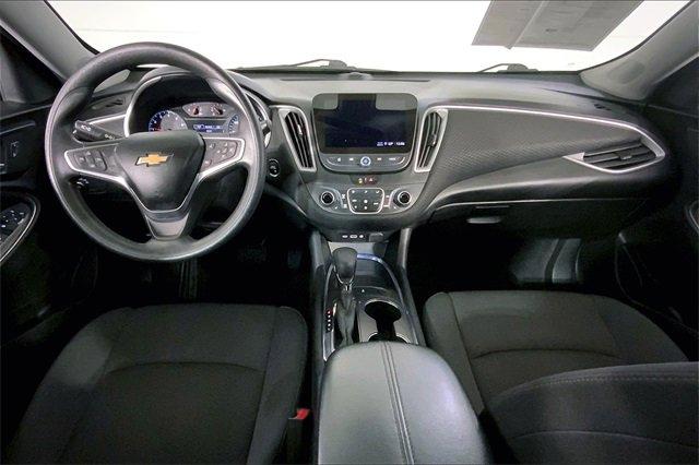 2022 Chevrolet Malibu Vehicle Photo in INDEPENDENCE, MO 64055-1314