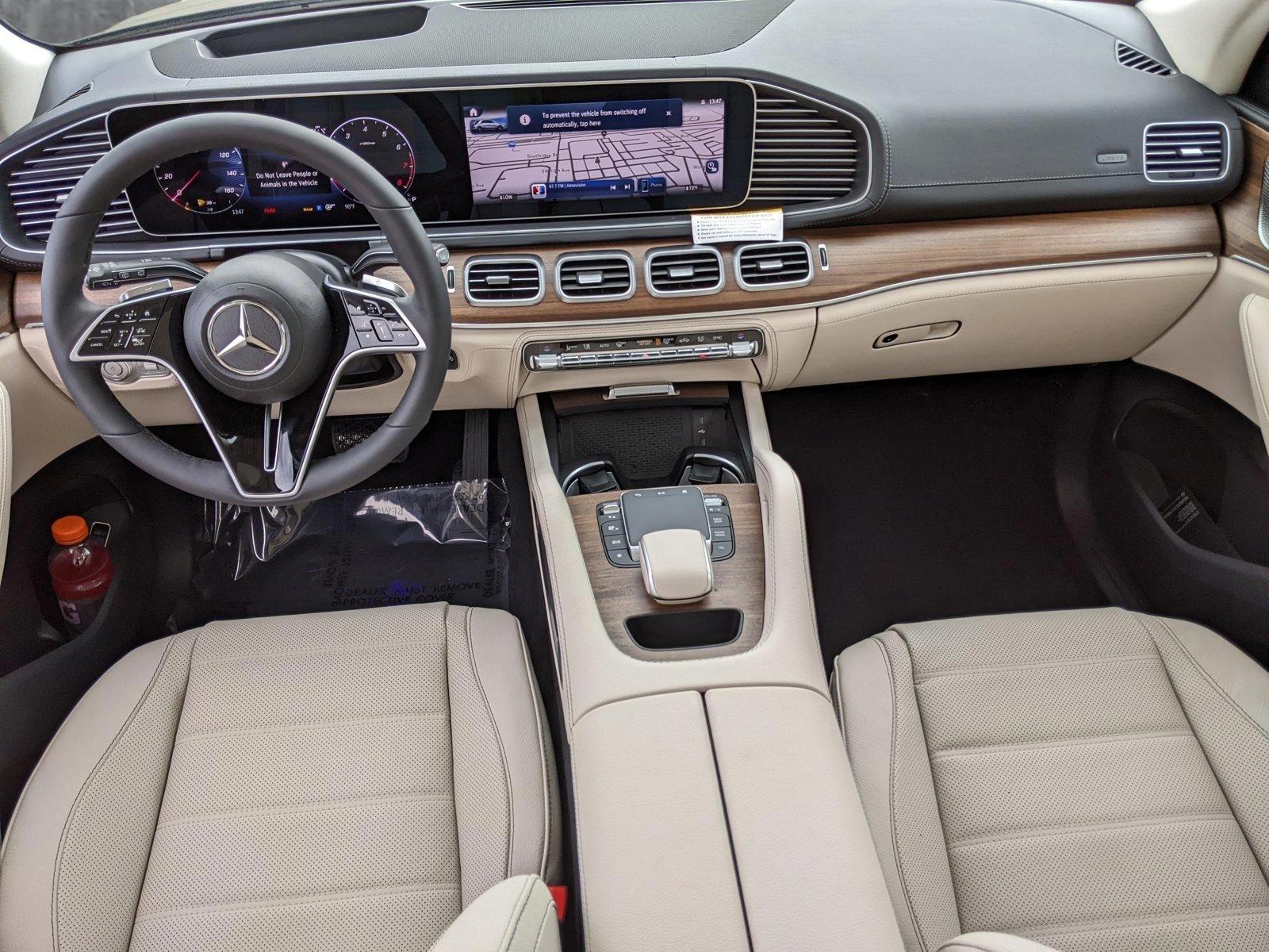 2024 Mercedes-Benz GLE Vehicle Photo in Delray Beach, FL 33444