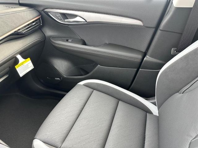 2025 Buick Envision Vehicle Photo in COLUMBIA, MO 65203-3903