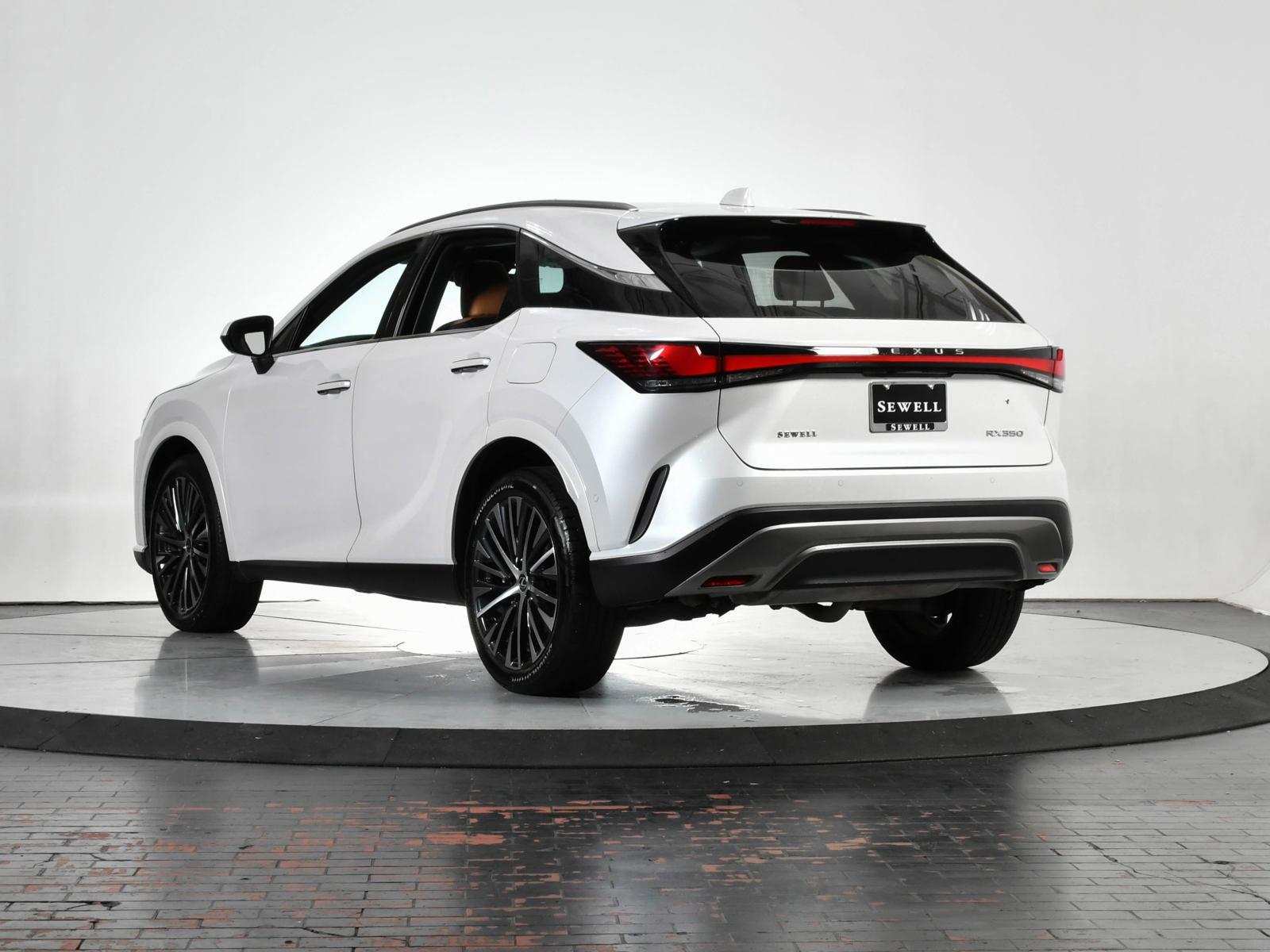 2024 Lexus RX 350 Vehicle Photo in DALLAS, TX 75235