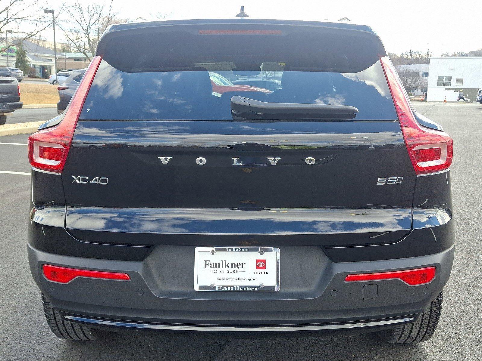 2024 Volvo XC40 Vehicle Photo in Harrisburg, PA 17111