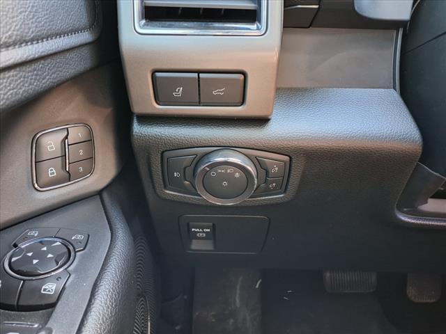 2020 Ford Expedition Vehicle Photo in NEDERLAND, TX 77627-8017