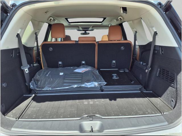 2025 Nissan Pathfinder Vehicle Photo in Oshkosh, WI 54904