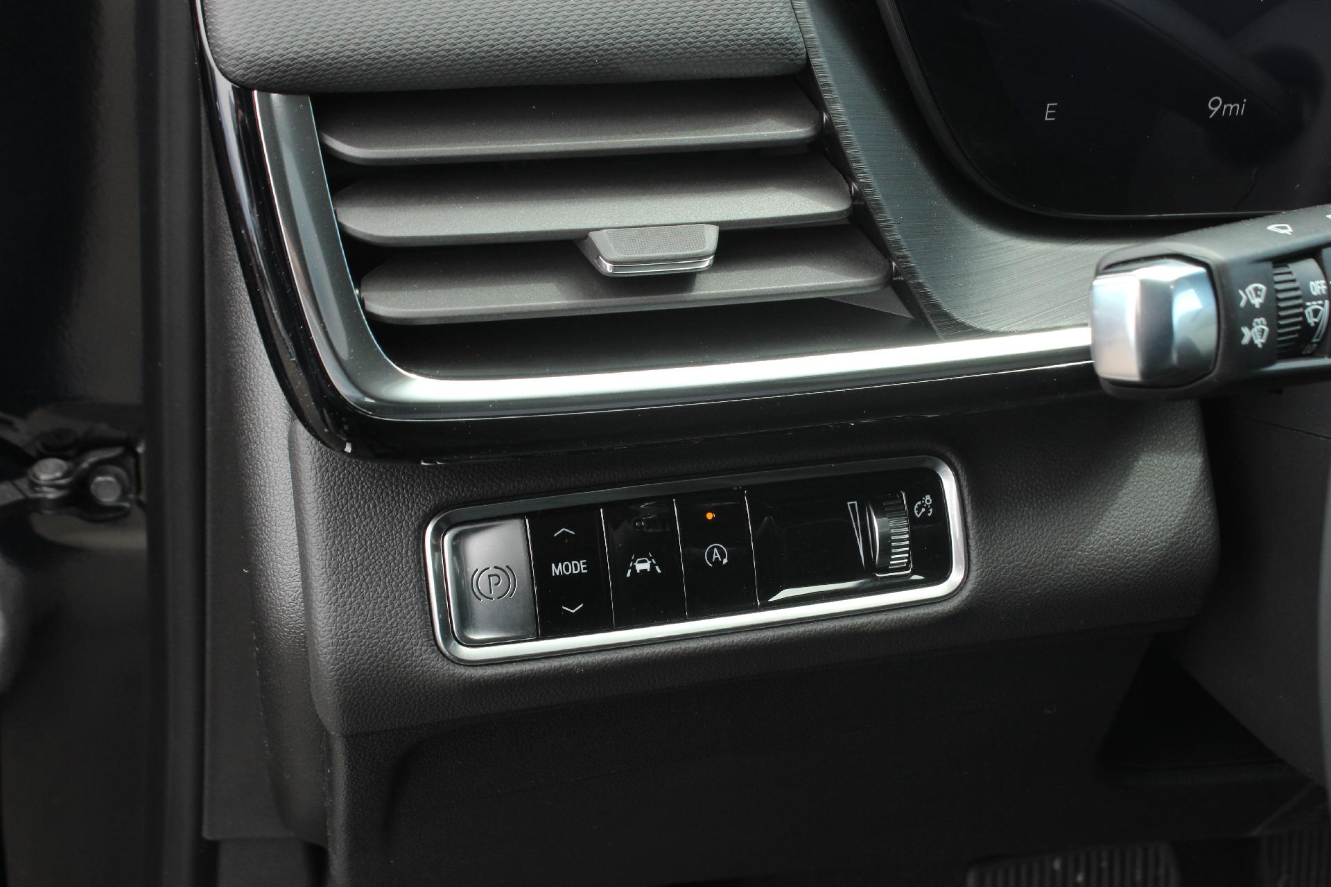 2025 Buick Envision Vehicle Photo in AURORA, CO 80012-4011