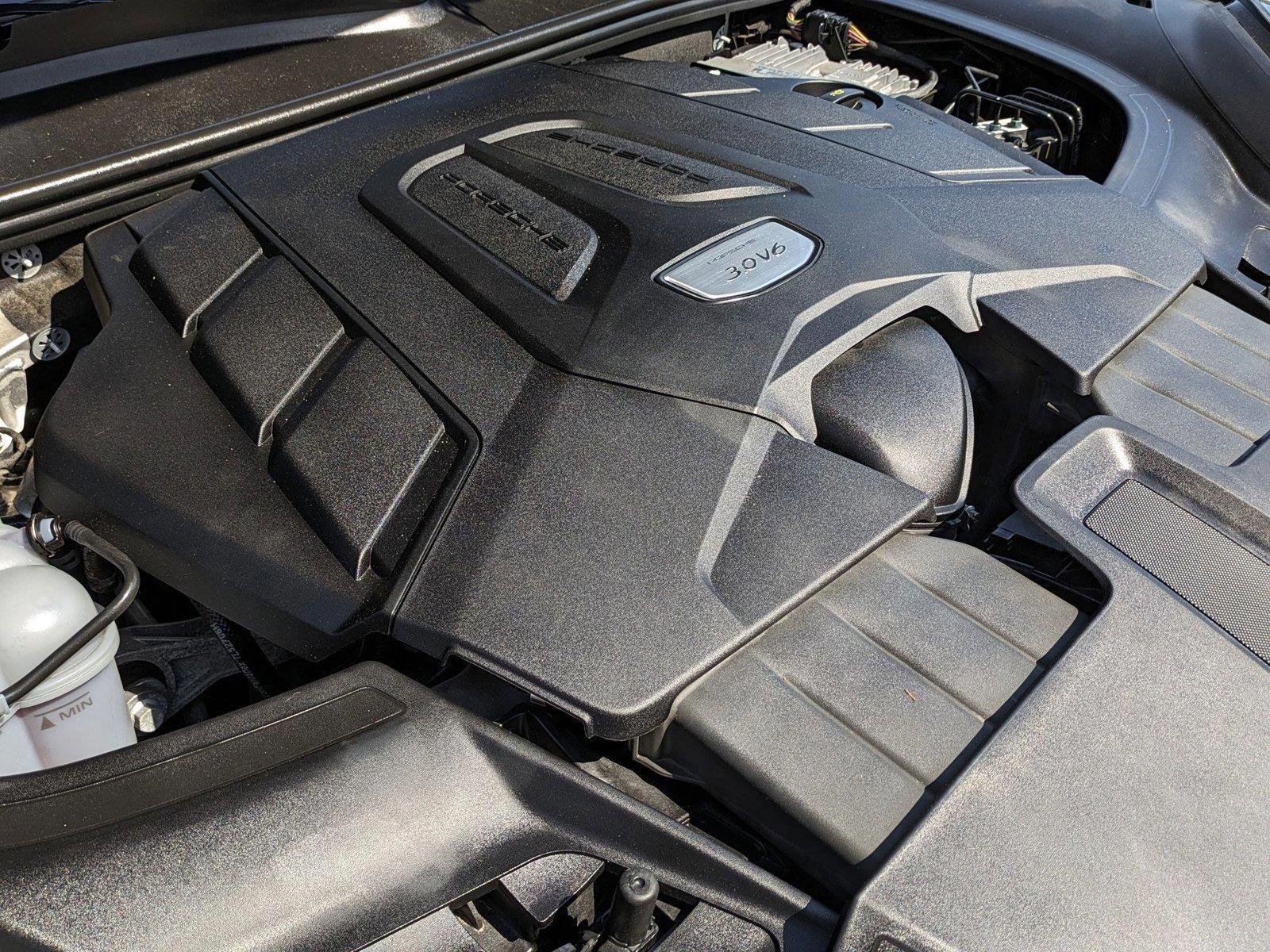 2020 Porsche Cayenne Vehicle Photo in Bethesda, MD 20852