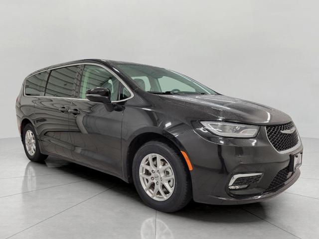 2023 Chrysler Pacifica Vehicle Photo in APPLETON, WI 54914-4656