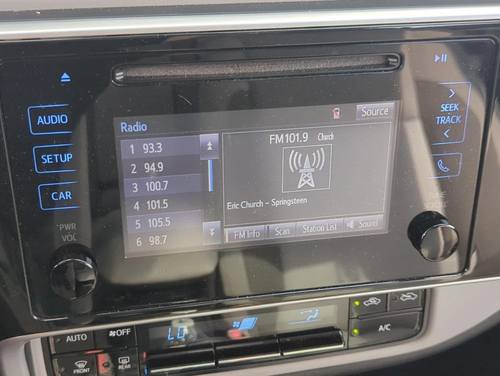 2019 Toyota Corolla Vehicle Photo in Ft. Myers, FL 33907