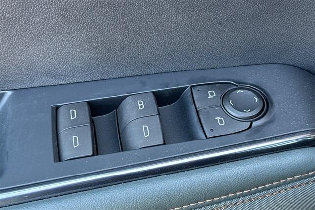 2025 GMC Acadia Vehicle Photo in ELK GROVE, CA 95757-8703