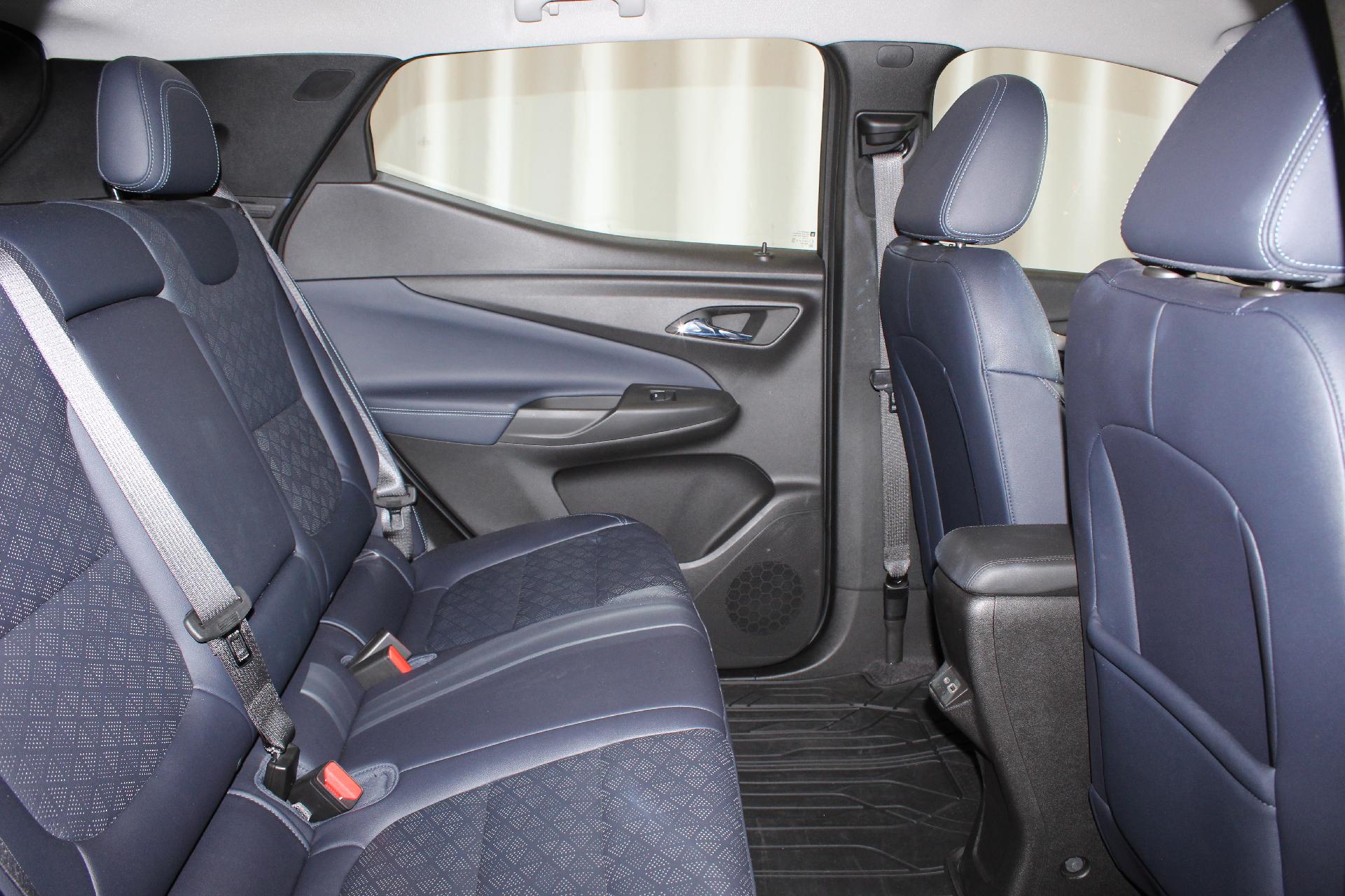 2022 Chevrolet Bolt EUV Vehicle Photo in NORTHAMPTON, MA 01060-1120