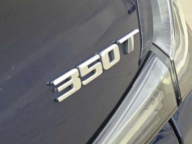 2022 Cadillac XT4 Vehicle Photo in DENTON, TX 76210-9321