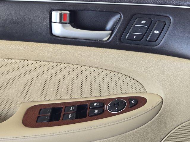 2012 Hyundai GENESIS Vehicle Photo in Decatur, TX 76234