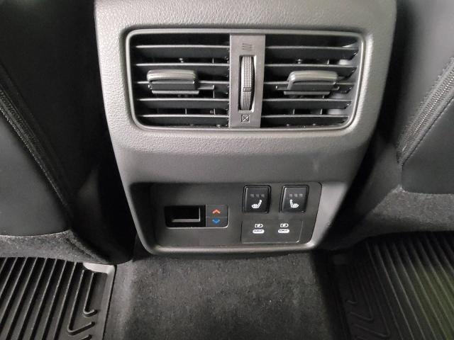 2024 Nissan Rogue Vehicle Photo in Oshkosh, WI 54904