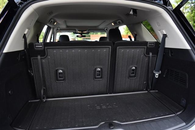 2025 Nissan Pathfinder Vehicle Photo in Ballwin, MO 63011