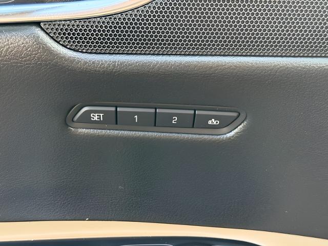 2017 Cadillac XT5 Vehicle Photo in MADISON, WI 53713-3220