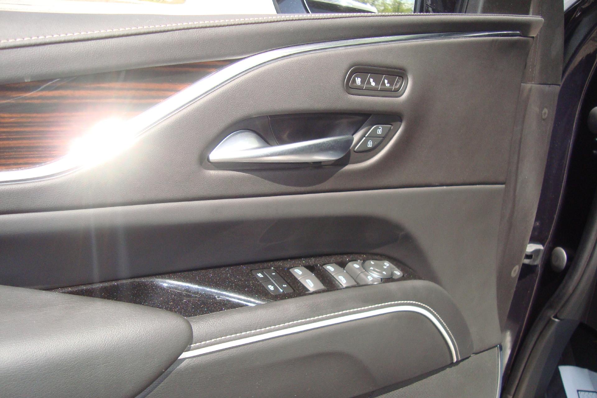 2023 Cadillac Escalade Vehicle Photo in PORTSMOUTH, NH 03801-4196