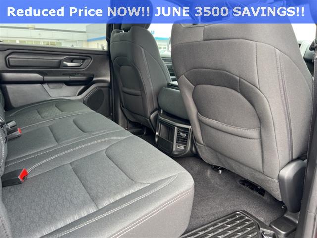 2025 Ram 1500 Vehicle Photo in GREEN BAY, WI 54304-5303