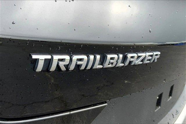 2021 Chevrolet Trailblazer Vehicle Photo in TOPEKA, KS 66609-0000