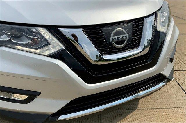 2017 Nissan Rogue Vehicle Photo in TOPEKA, KS 66609-0000