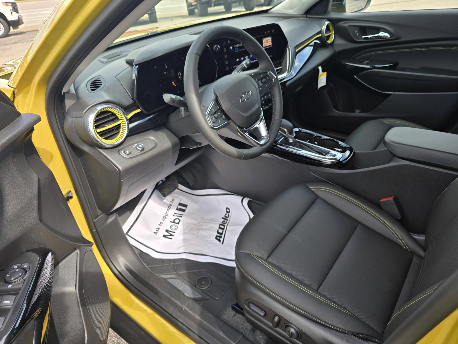 2025 Chevrolet Trax Vehicle Photo in Rolla, MO 65401