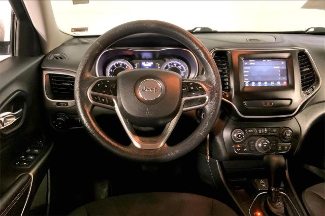 2019 Jeep Cherokee Vehicle Photo in Lees Summit, MO 64086