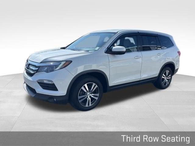 2017 Honda Pilot Vehicle Photo in Fishers, IN 46038