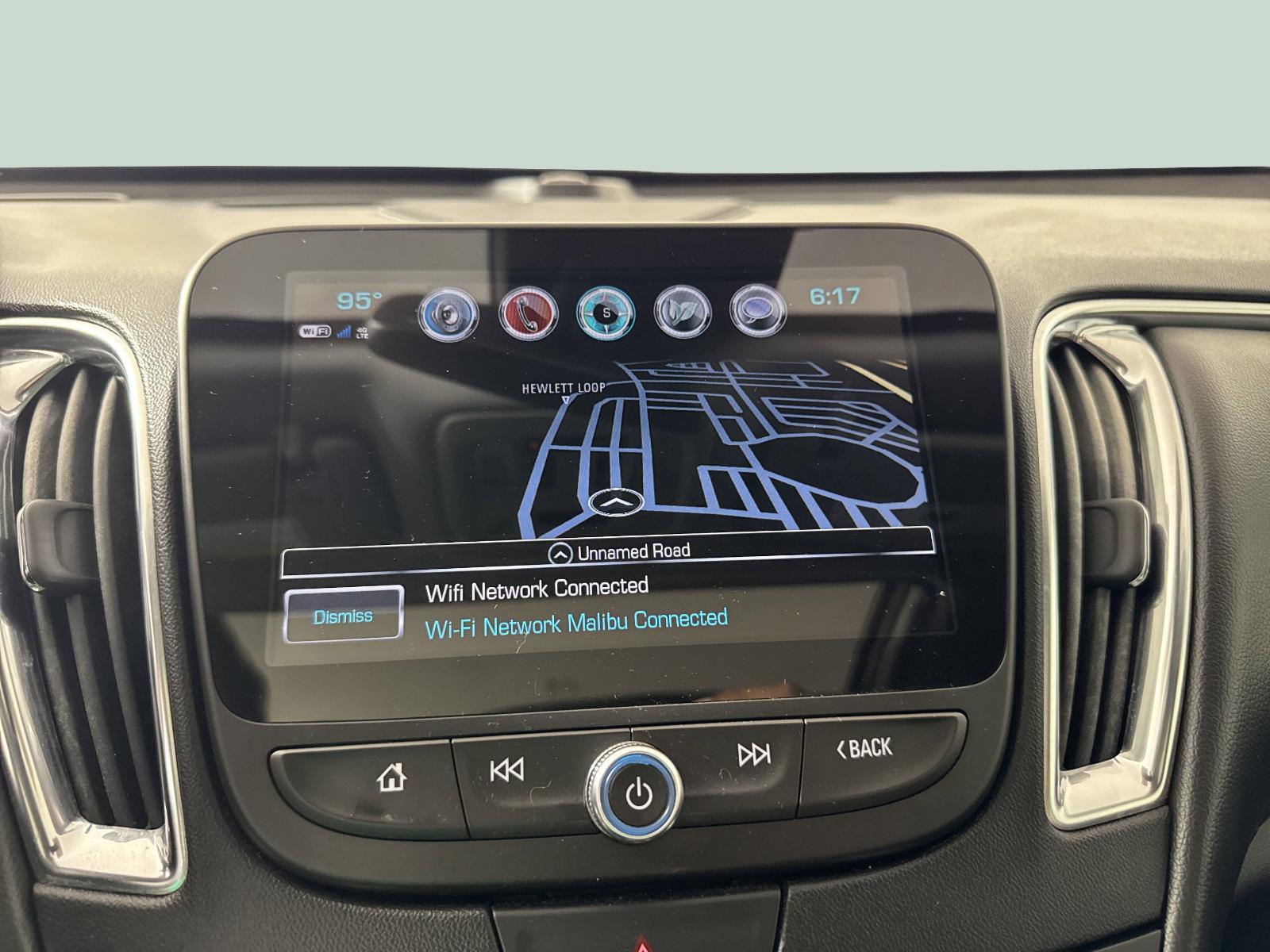 2018 Chevrolet Malibu Vehicle Photo in GEORGETOWN, TX 78626-7508