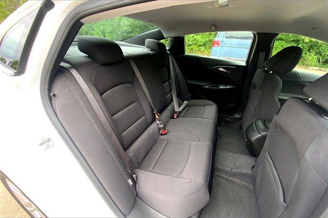 2025 Chevrolet Malibu Vehicle Photo in KANSAS CITY, MO 64114-4502