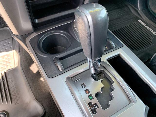 2015 Toyota 4Runner Vehicle Photo in MOON TOWNSHIP, PA 15108-2571