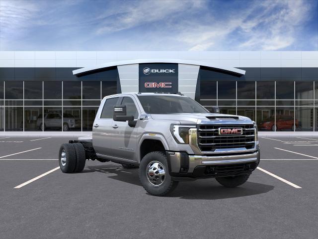 2026 GMC Sierra 3500HD Chassis SLE Crew Cab 4WD Sterling Metallic Camioneta Todo terreno Automática