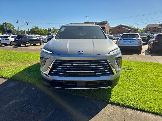 2025 Buick Enclave Vehicle Photo in LAFAYETTE, LA 70503-4541