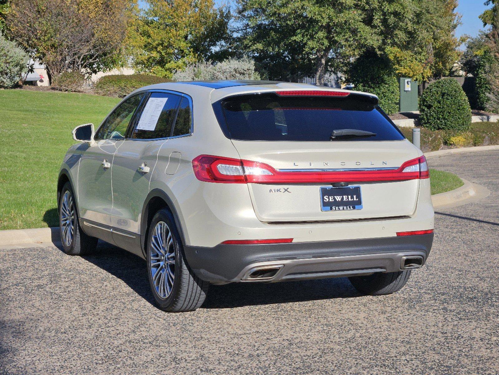 2016 Lincoln MKX Vehicle Photo in FORT WORTH, TX 76132