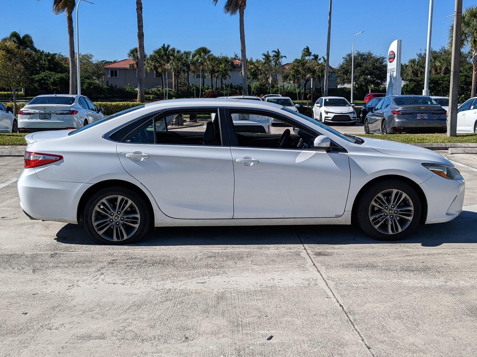 2015 Toyota Camry Vehicle Photo in Davie, FL 33331